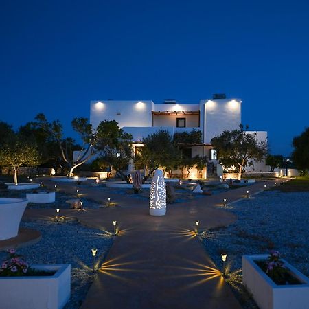 Fantasy Rooms Adamantas  Exterior photo